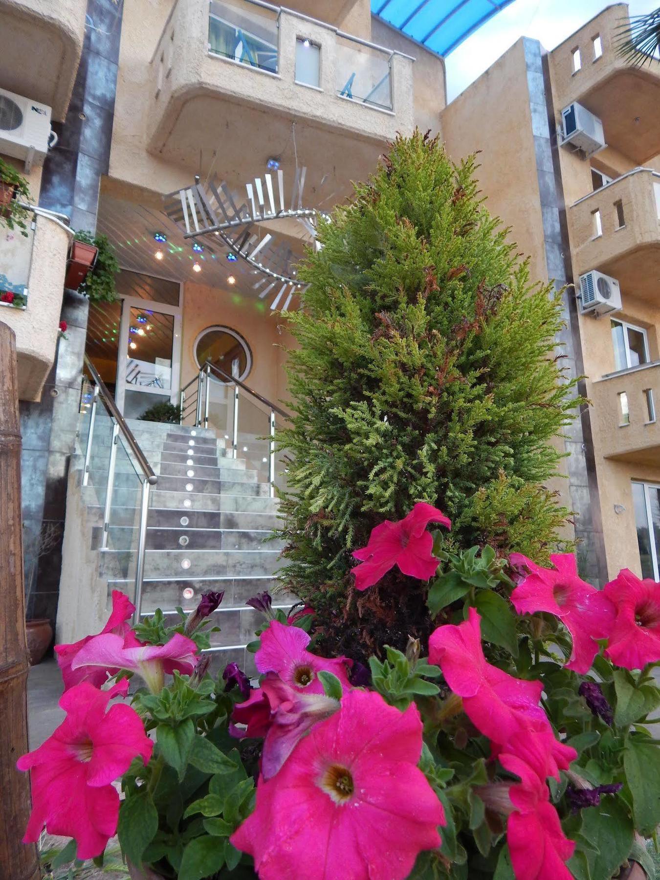 Lilalo ηotel Paralía