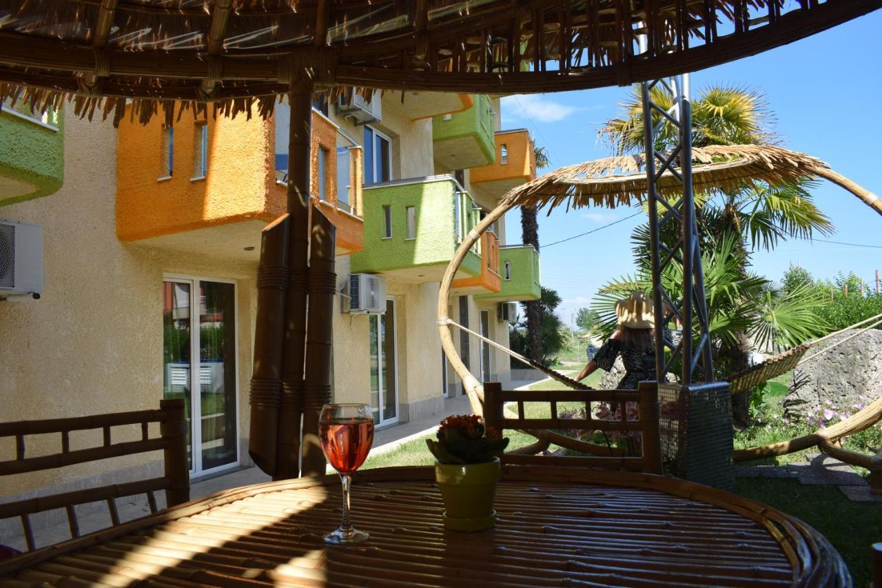 Lilalo ηotel Paralía